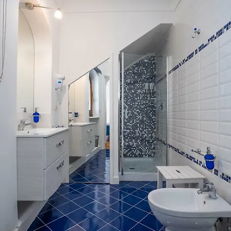 Casa Lucia Relaxing B&B 아나카프리