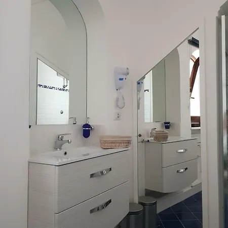 Casa Lucia Relaxing Bed & Breakfast 2*